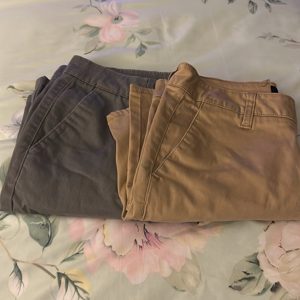 RSQ Chino shorts size 30